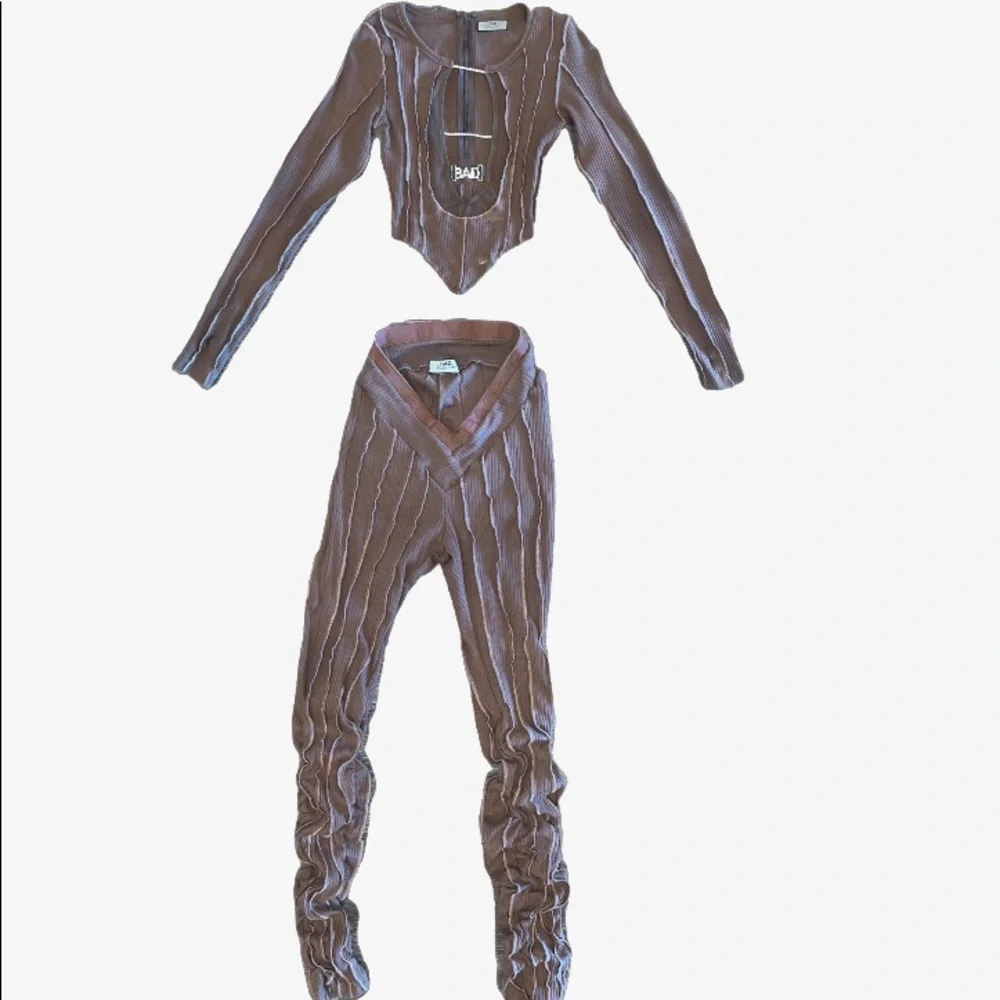 Mocha Brown Ribbed Set - Picture 3 of 3